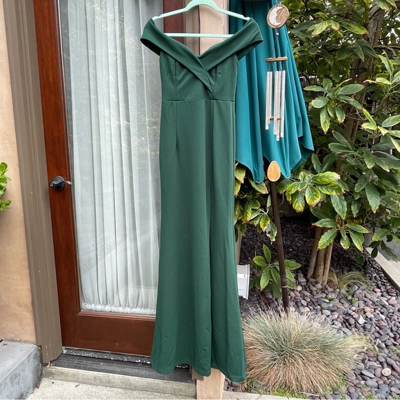 Lulu’s Song of Love Off the Shoulder Hunter Green Maxi Dress - Picture 4 of 5
